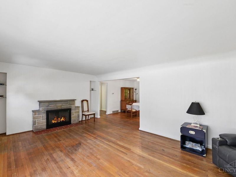 2939 Lawndale Avenue, Cincinnati, OH 45212 Photo 3