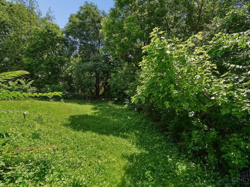 2939 Lawndale Avenue, Cincinnati, OH 45212 Photo 41