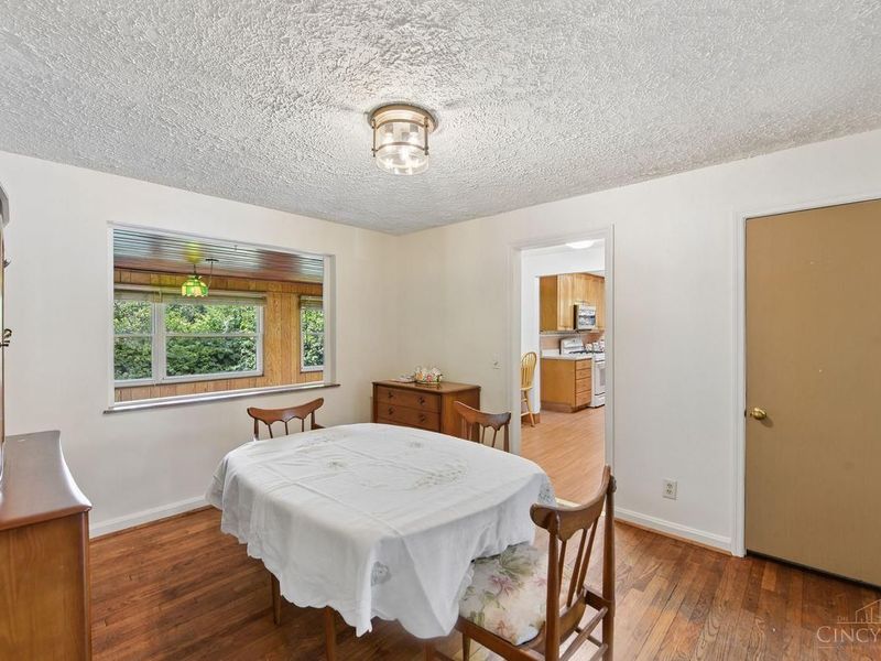 2939 Lawndale Avenue, Cincinnati, OH 45212 Photo 8