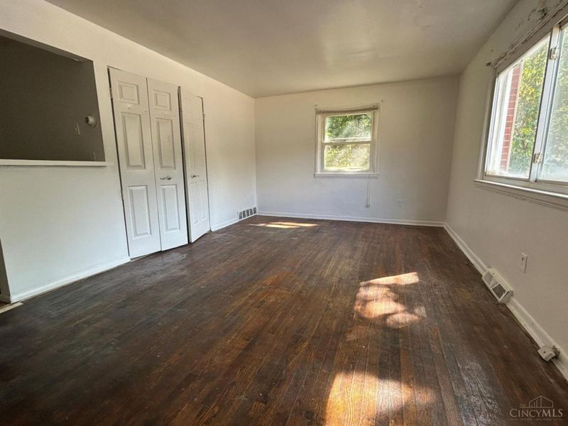 128 Clinton Springs Avenue, Cincinnati, OH 45217 Photo 10
