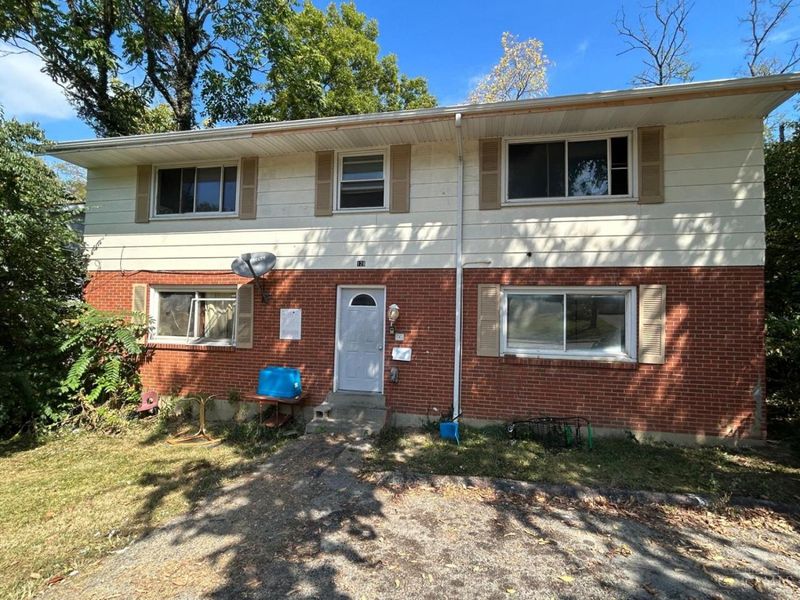 128 Clinton Springs Avenue, Cincinnati, OH 45217 Photo 2