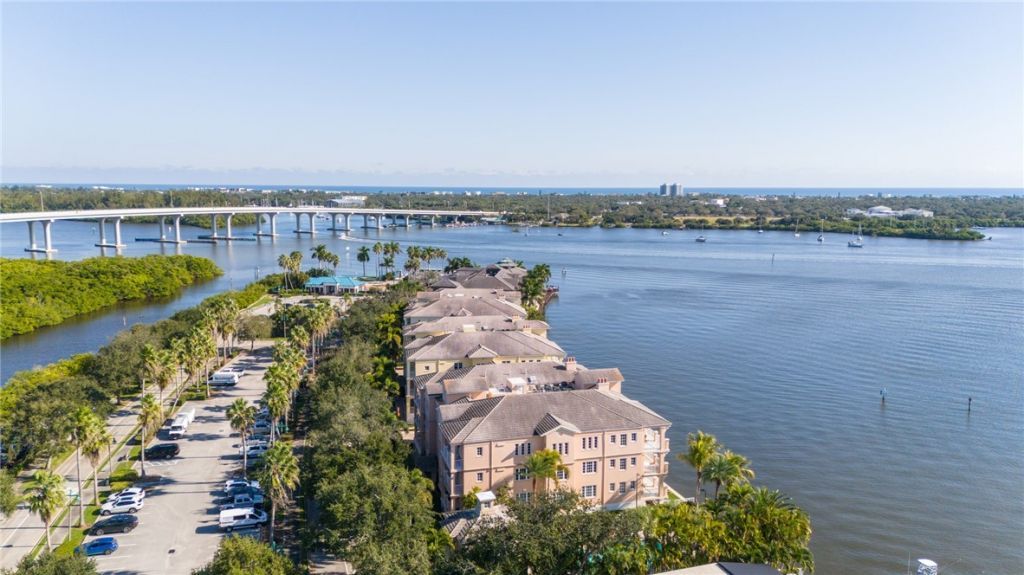 11 Royal Palm Point, Unit PH-W, Vero Beach, FL 32960 Photo