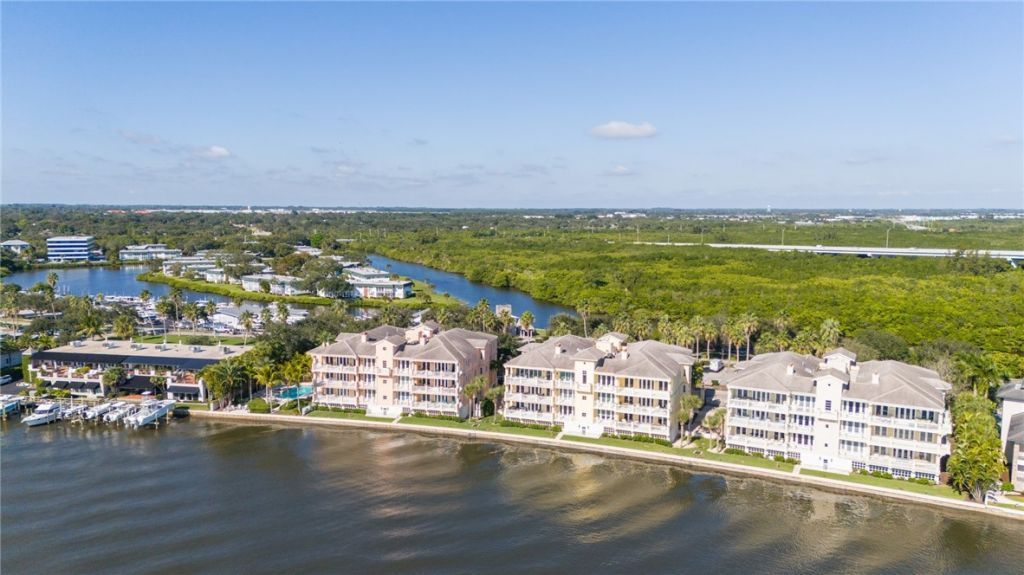 11 Royal Palm Point, Unit PH-W, Vero Beach, FL 32960 Photo