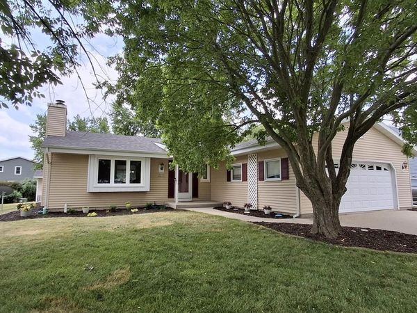 N170W20137 Willow Ridge DRIVE, Jackson, WI 53037