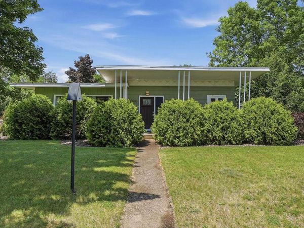 1024 SUNSET BOULEVARD, Stevens Point, WI 54481