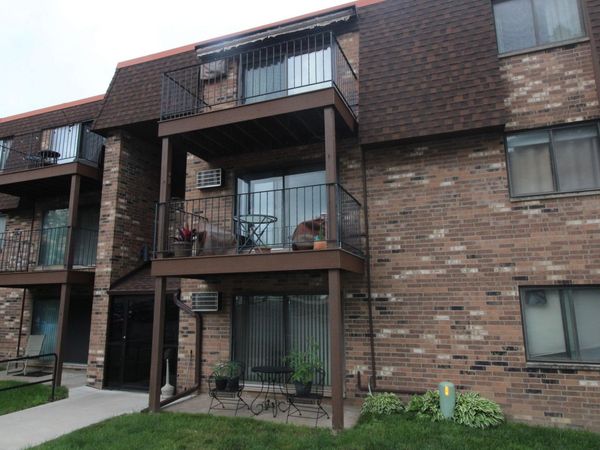 30675 Park Street, Unit 211, Lindstrom, MN 55045