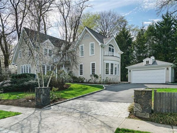 66 Apawamis Avenue , Rye, NY 10580
