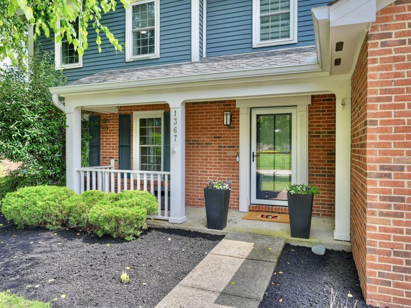 1367 Ashford Place, Florence, KY 41042 Photo 2