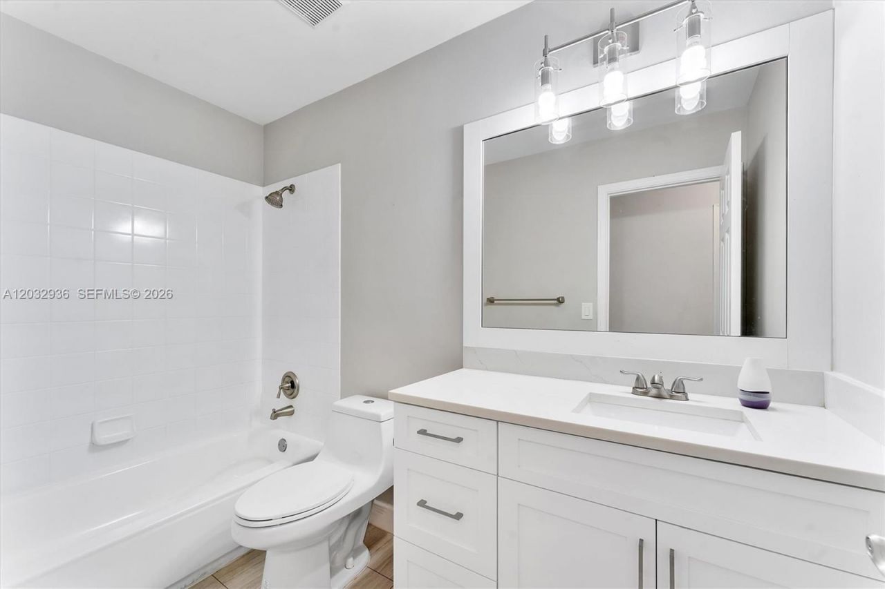 4228 NW 41st Ln , Coconut Creek, FL 33073 Photo