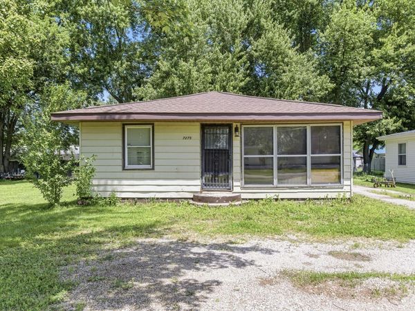 7275 Helen, Coloma, MI 49038
