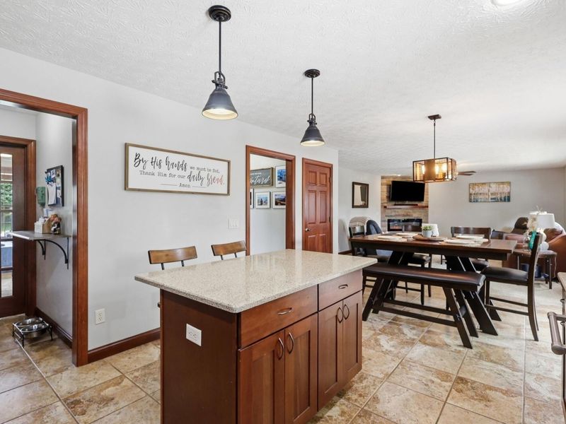 1927 Cider Mill Way, Tipp City, OH 45371 Photo 11