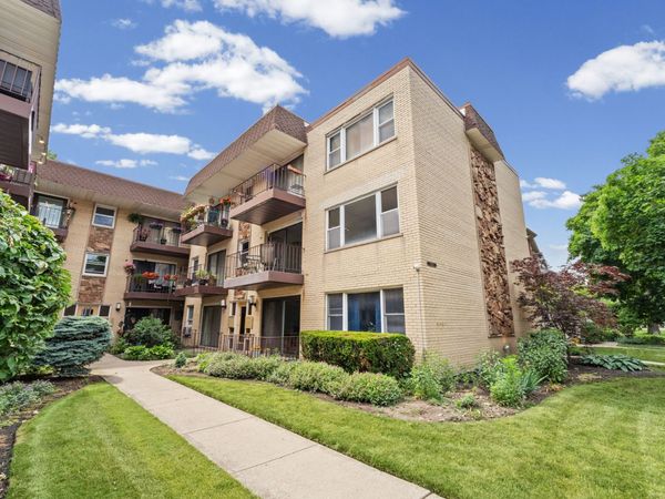 4338 N Keeler Avenue , Unit 2F, Chicago, IL 60641