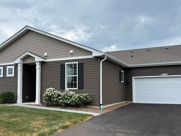 6438 maple glen Drive, Wonder Lake, IL 60097