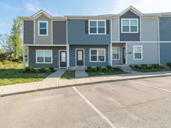 8110 Logan Dr , La Vergne, TN 37086