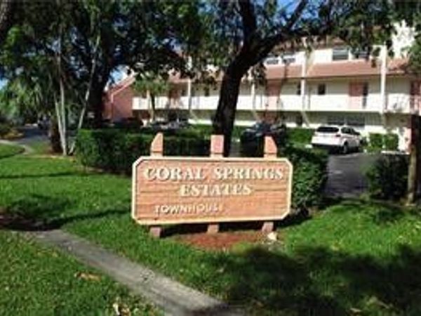 3760 NW 115th Avenue, Unit 4-4, Coral Springs, FL 33065