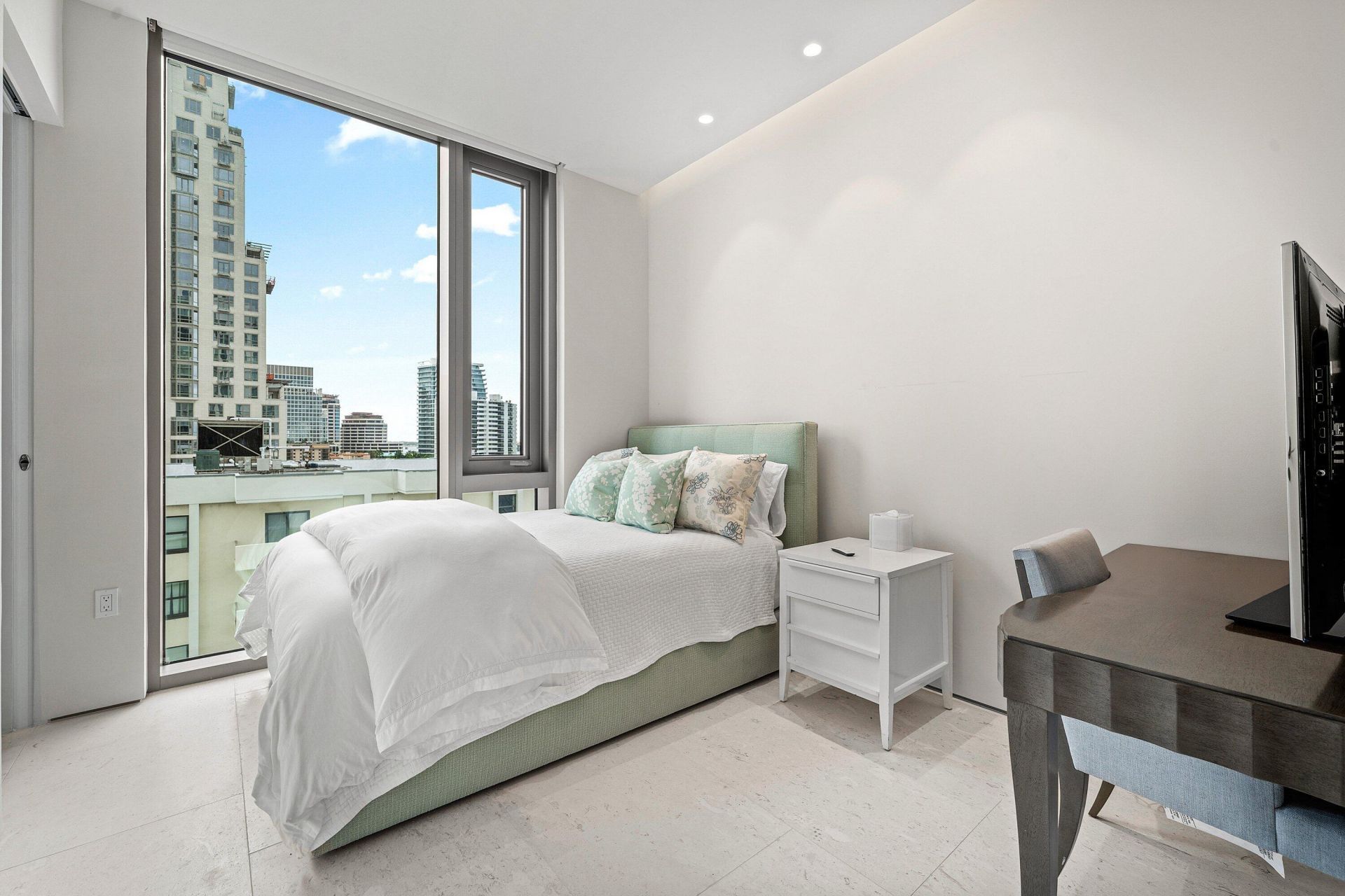 200 Arkona Court, Unit 804, West Palm Beach, FL 33401 Photo