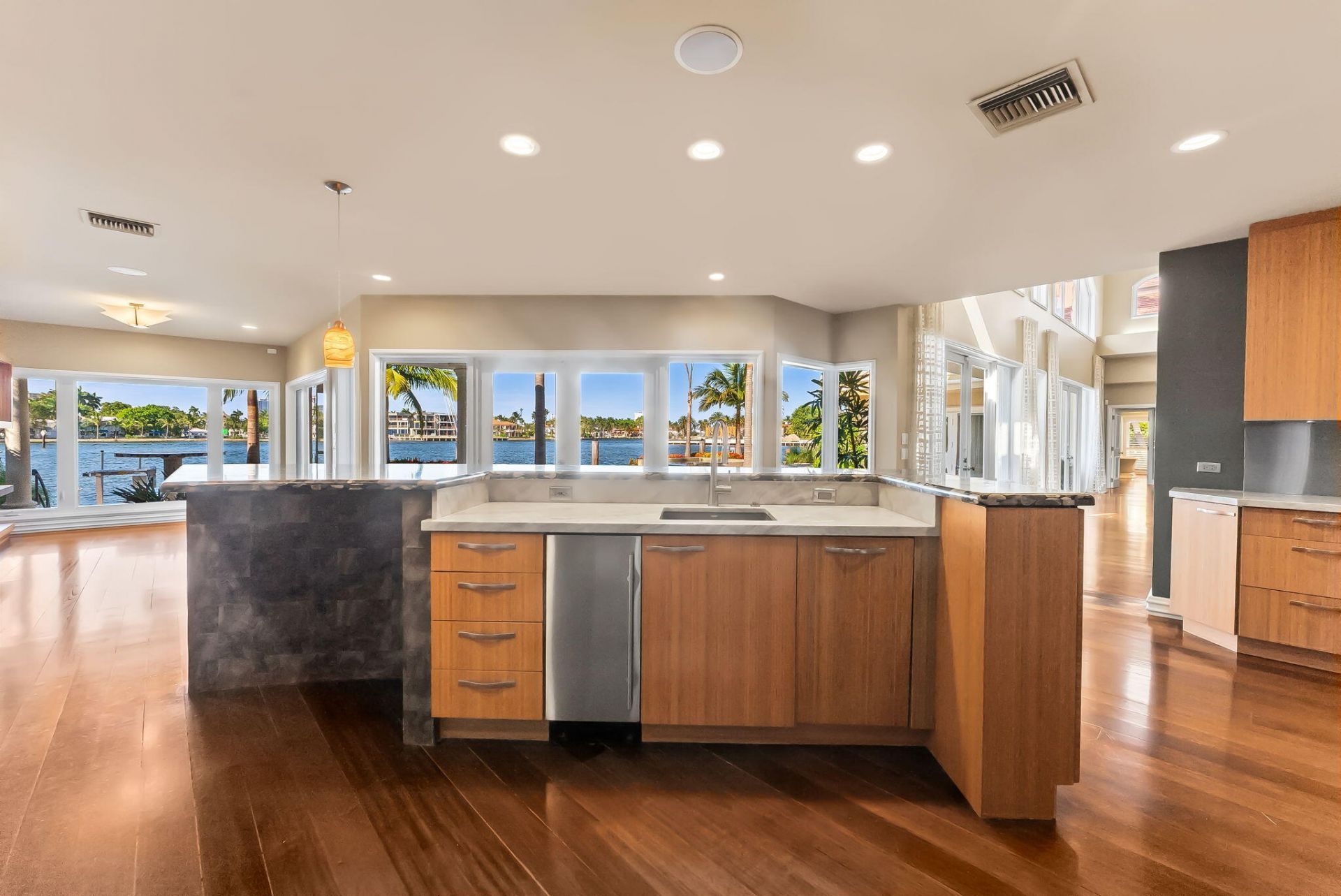 3 Isla Bahia Drive, Fort Lauderdale, FL 33316 Photo