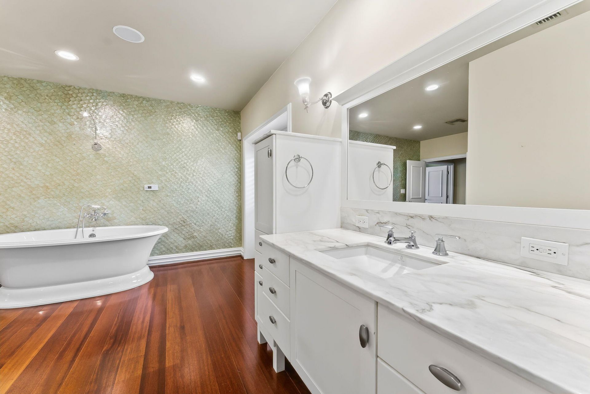 3 Isla Bahia Drive, Fort Lauderdale, FL 33316 Photo