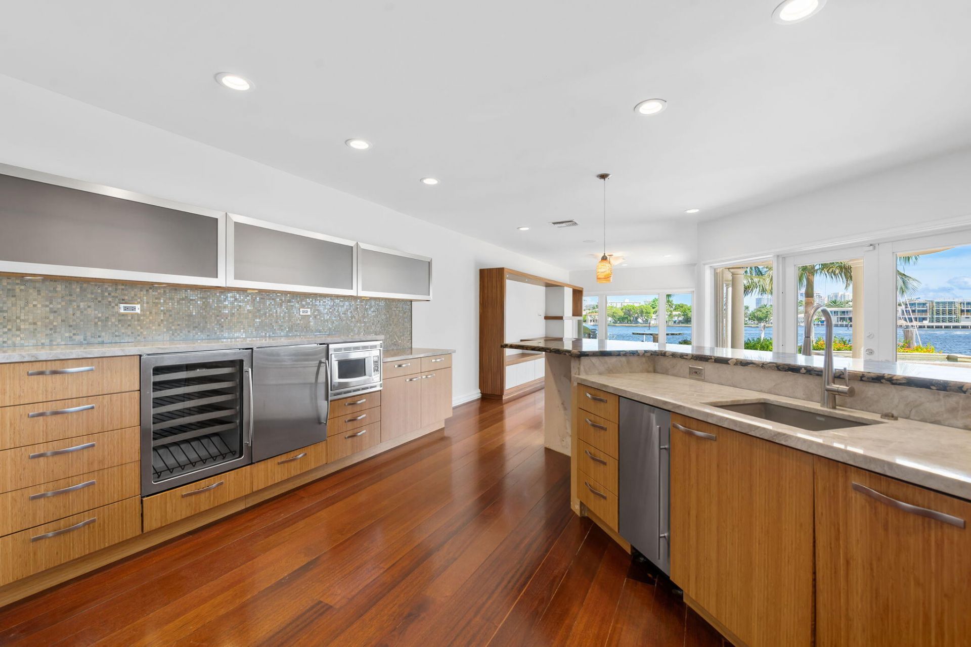 3 Isla Bahia Drive, Fort Lauderdale, FL 33316 Photo
