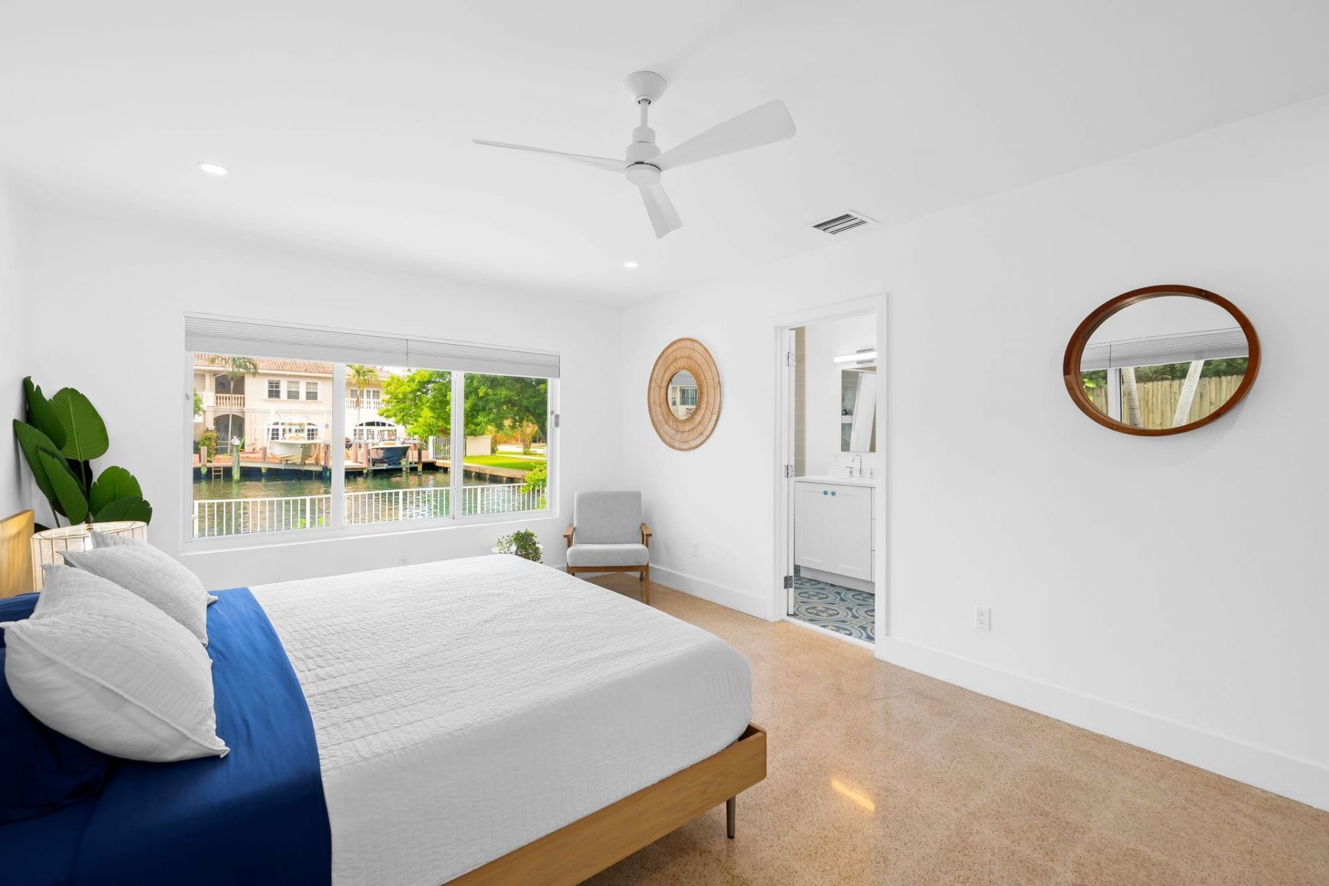 1524 Bayview Drive, Fort Lauderdale, FL 33304 Photo