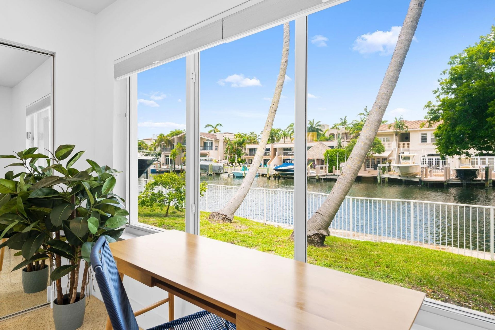 1524 Bayview Drive, Fort Lauderdale, FL 33304 Photo
