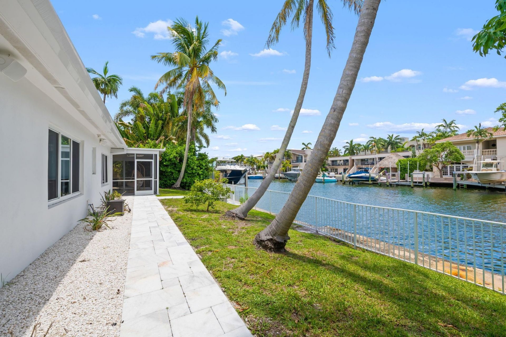 1524 Bayview Drive, Fort Lauderdale, FL 33304 Photo