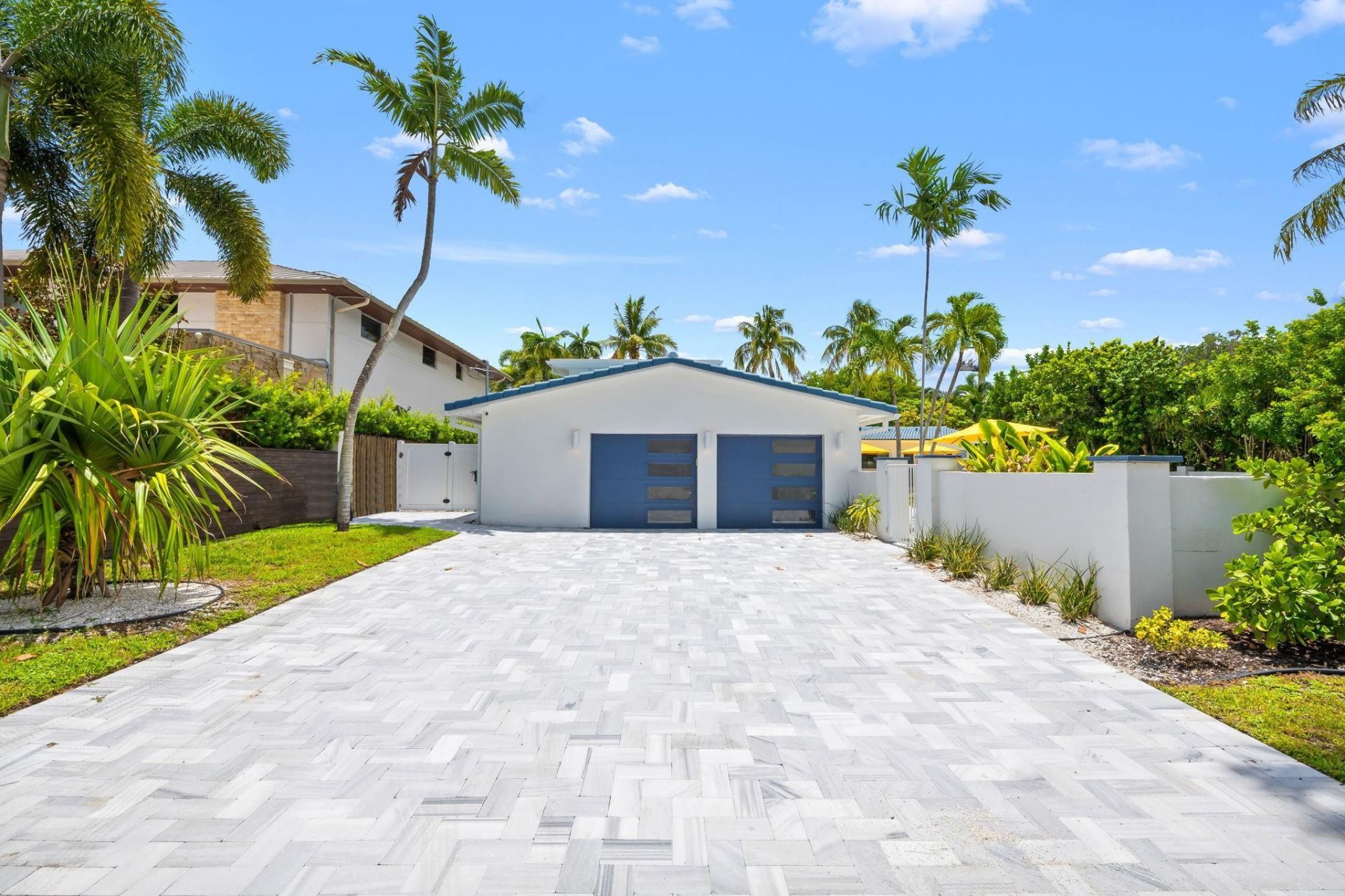 1524 Bayview Drive, Fort Lauderdale, FL 33304 Photo