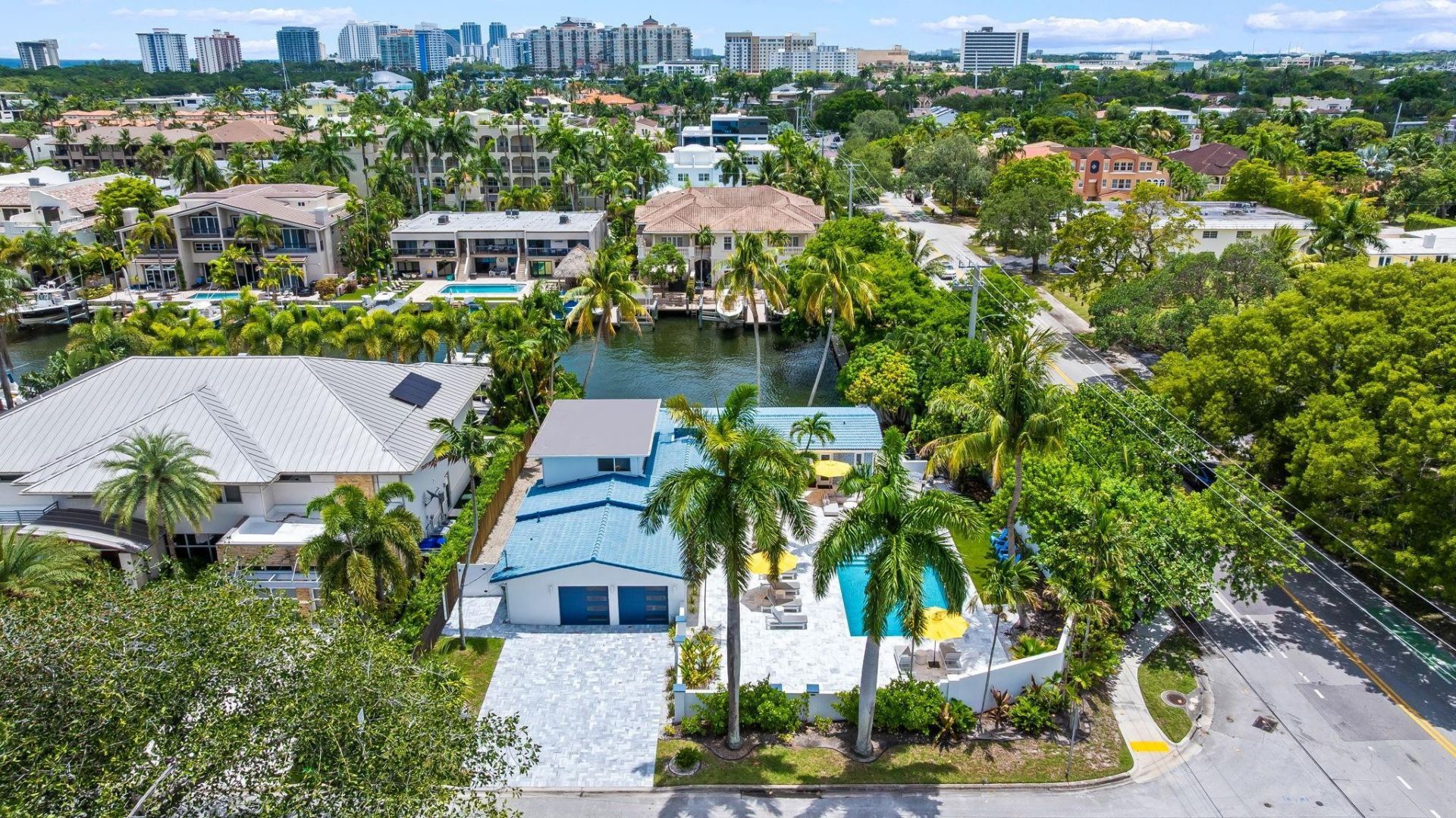 1524 Bayview Drive, Fort Lauderdale, FL 33304 Photo
