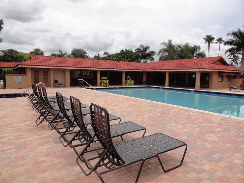 8255 Severn Drive, Unit D, Boca Raton, FL 33433 Photo