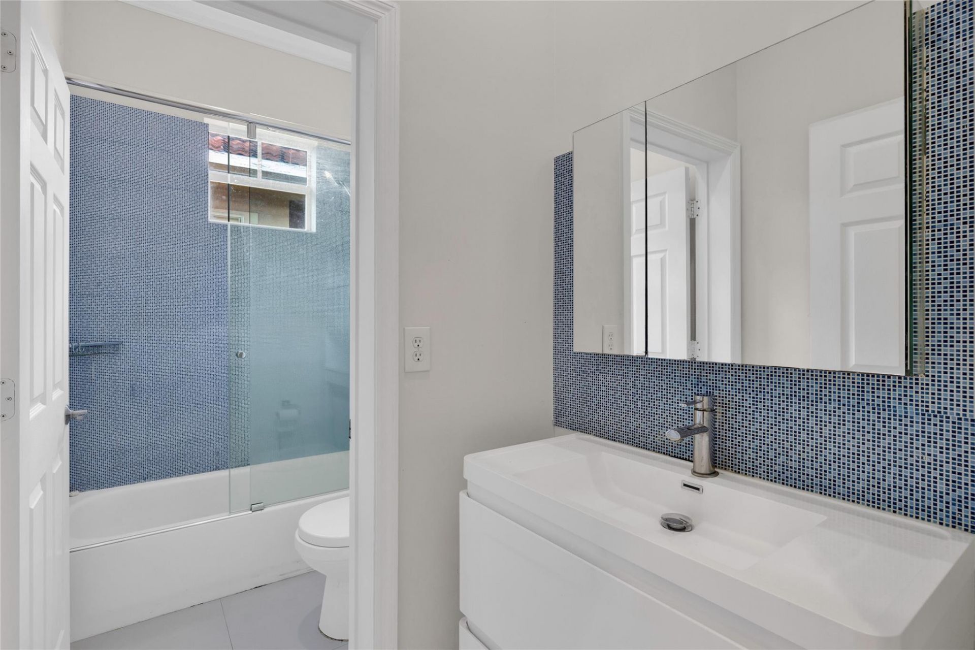 5797 NW 119th Terrace, Coral Springs, FL 33076 Photo