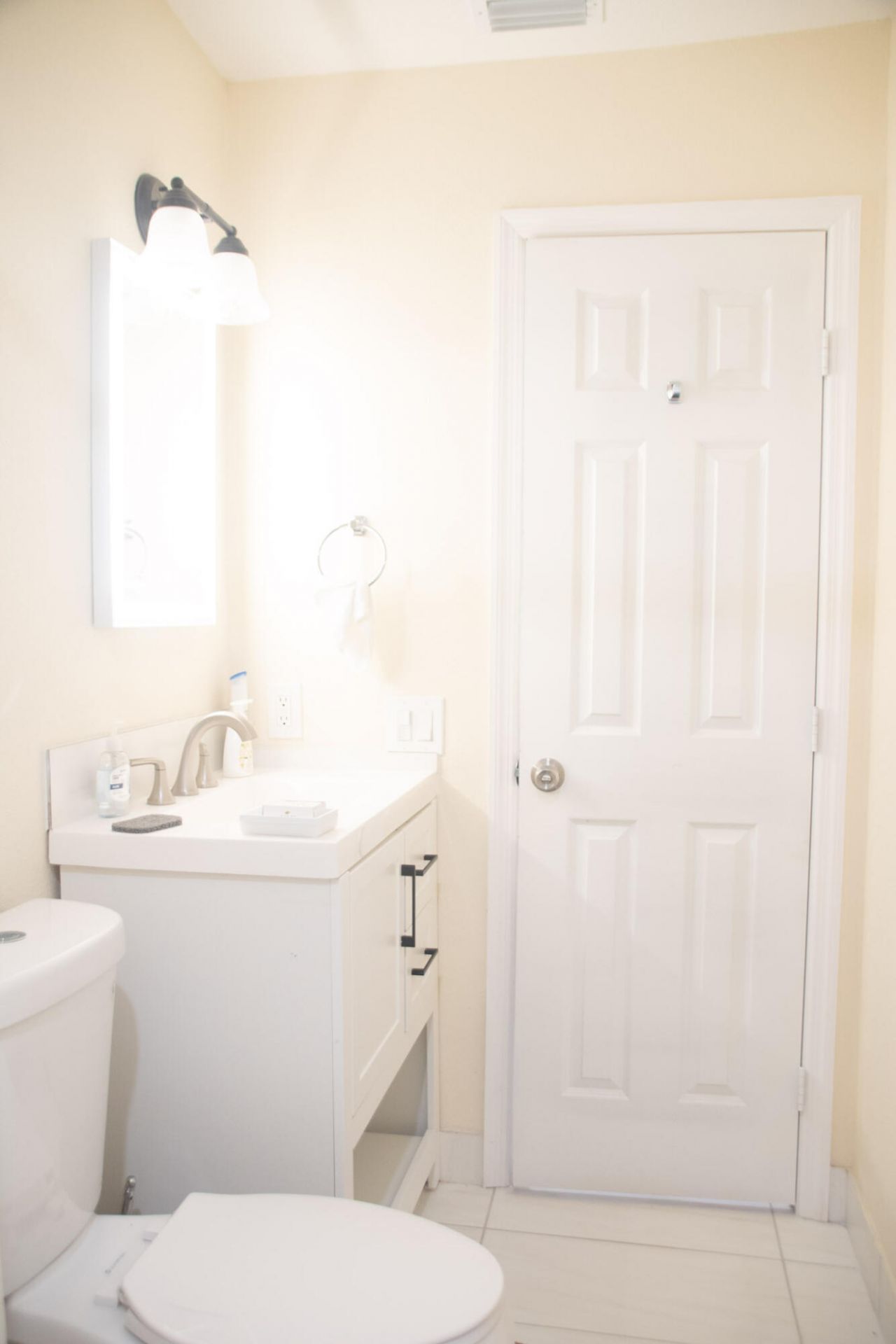 2337 Avenue, Unit B, Riviera Beach, FL 33404 Photo