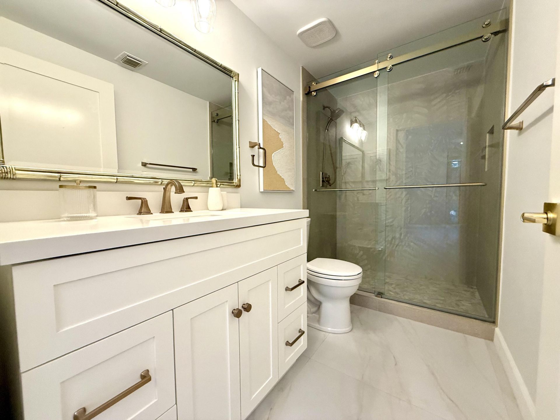 780 S Sapodilla Avenue, Unit 207, West Palm Beach, FL 33401 Photo
