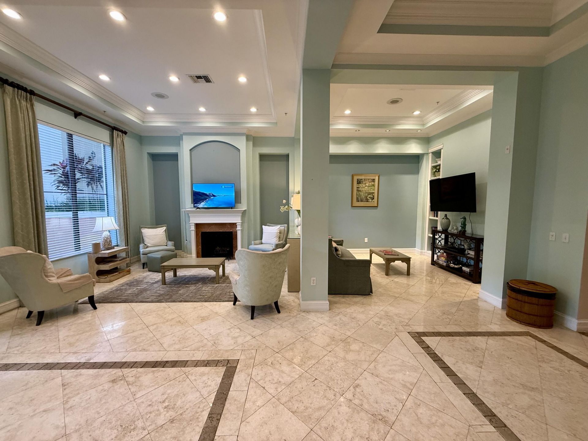 780 S Sapodilla Avenue, Unit 207, West Palm Beach, FL 33401 Photo