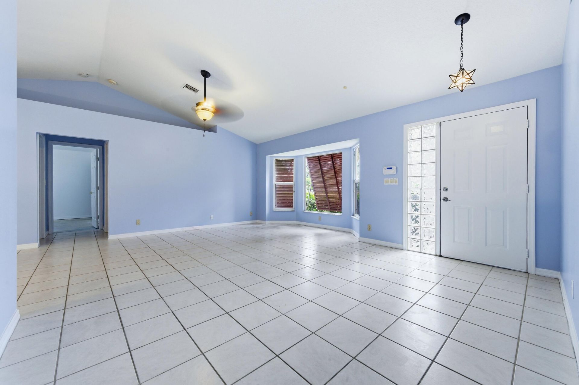 560 N Cypress Drive, Jupiter, FL 33469 Photo
