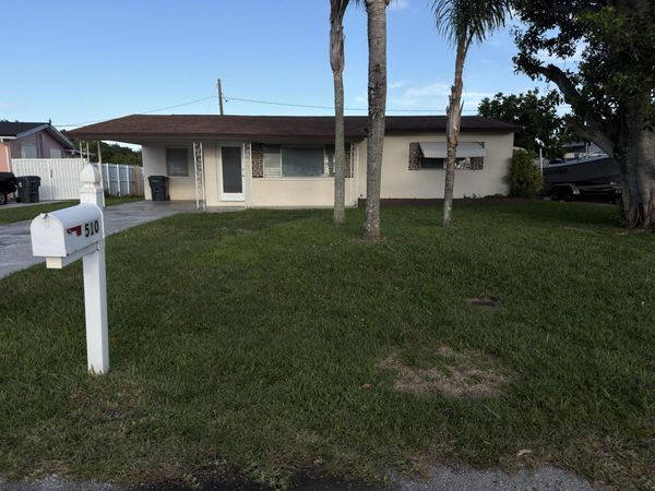 510 Elizabeth Road, Lake Worth, FL 33461