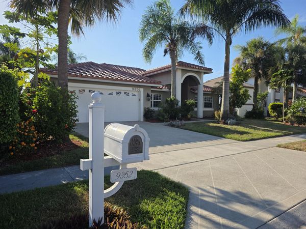 9352 Cascade Court, Boynton Beach, FL 33437