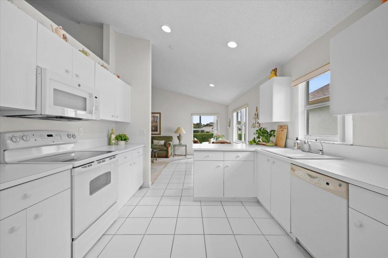 3549 Dora Lane, West Palm Beach, FL 33417 Photo