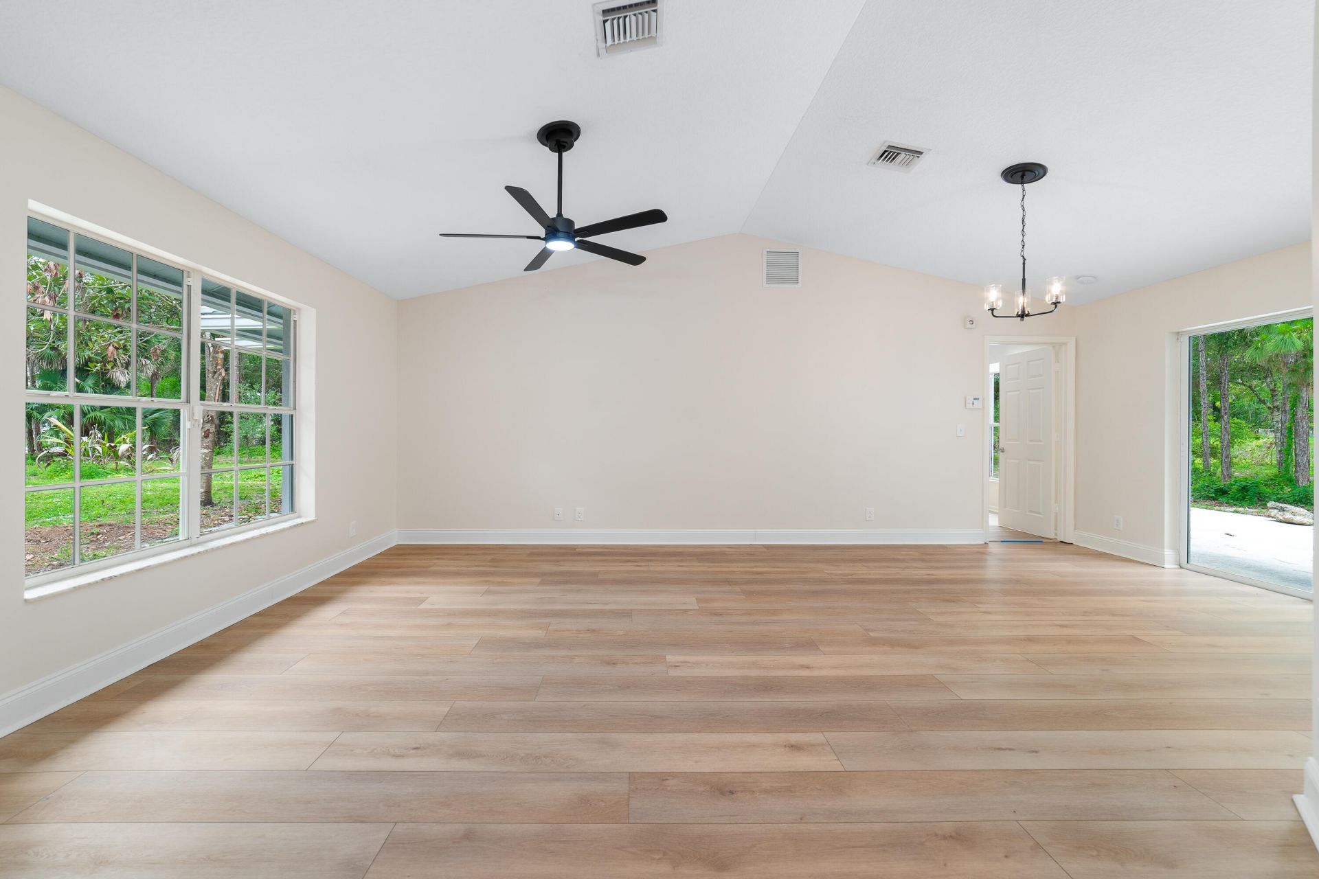 15359 97th Road N, West Palm Beach, FL 33412 Photo