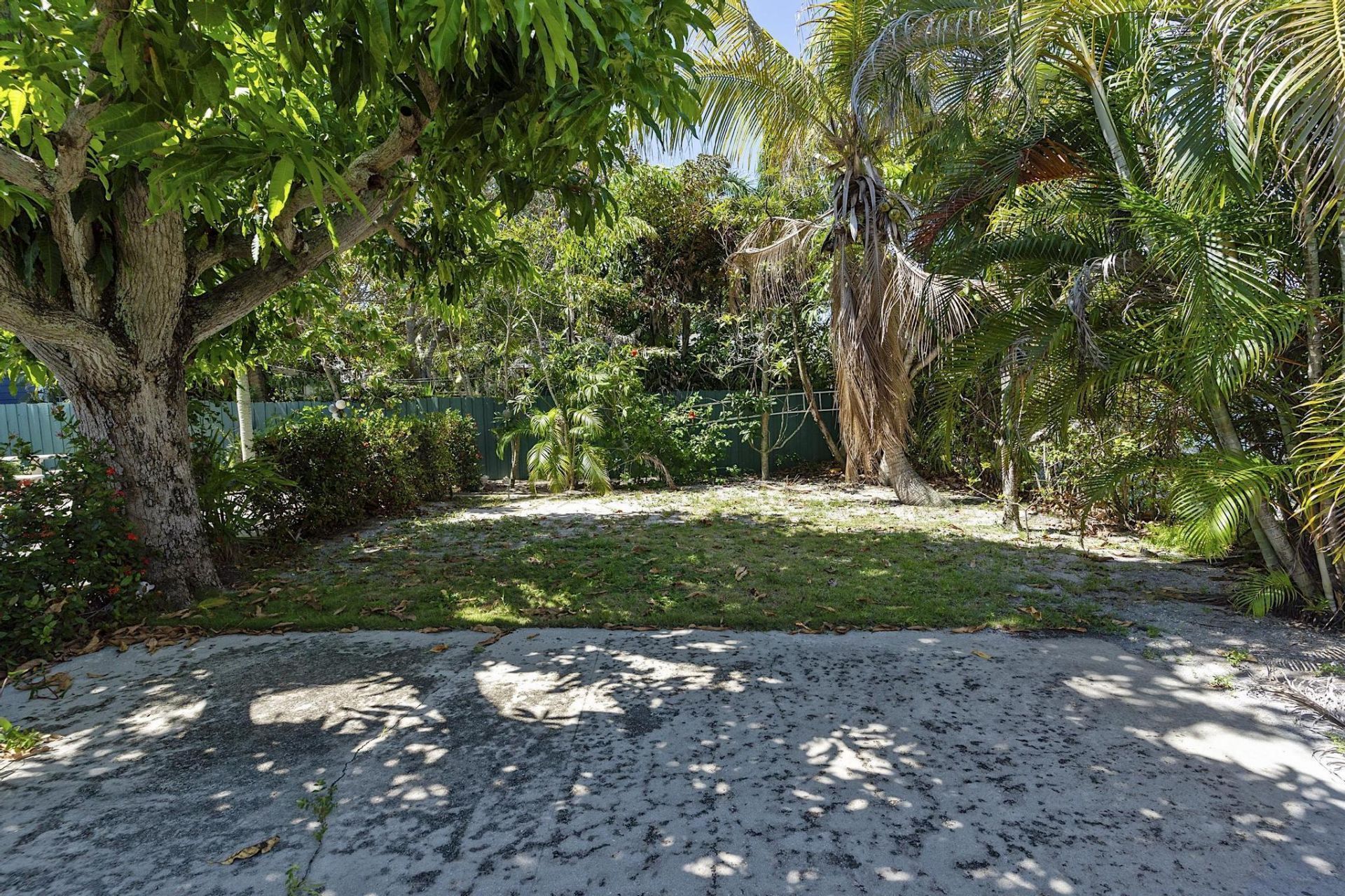 215 N M Street, Lake Worth Beach, FL 33460 Photo