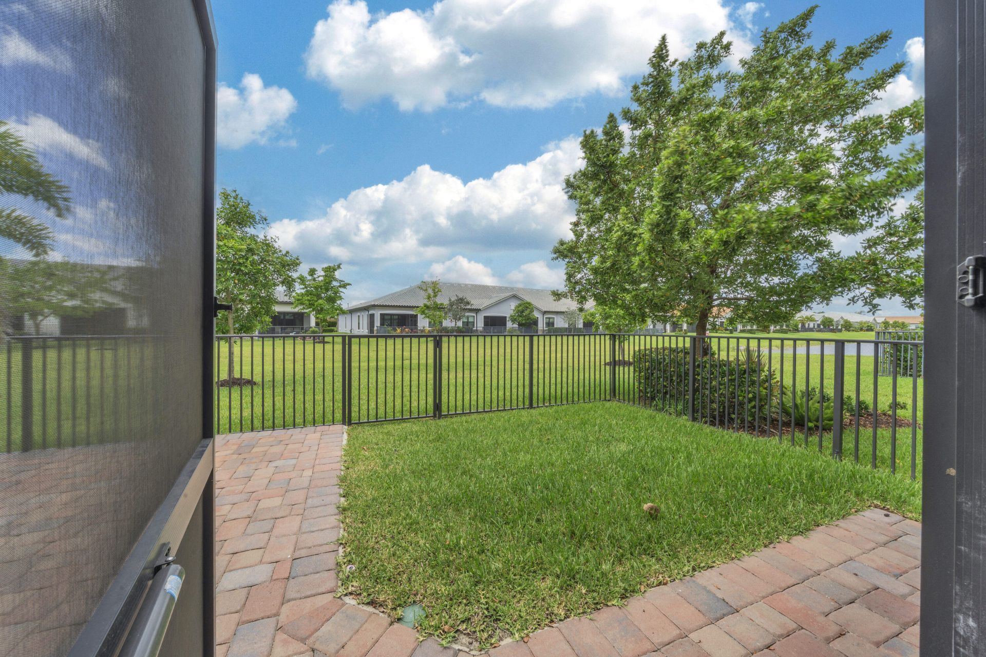 7524 N Blue Spring Drive, Parkland, FL 33067 Photo