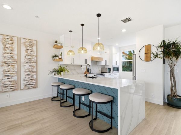 1210 NE 11th Avenue, Fort Lauderdale, FL 33304