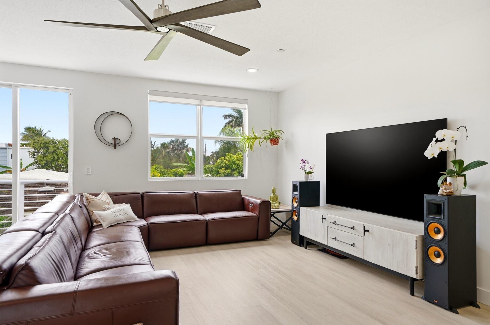 1210 NE 11th Avenue, Fort Lauderdale, FL 33304 Photo
