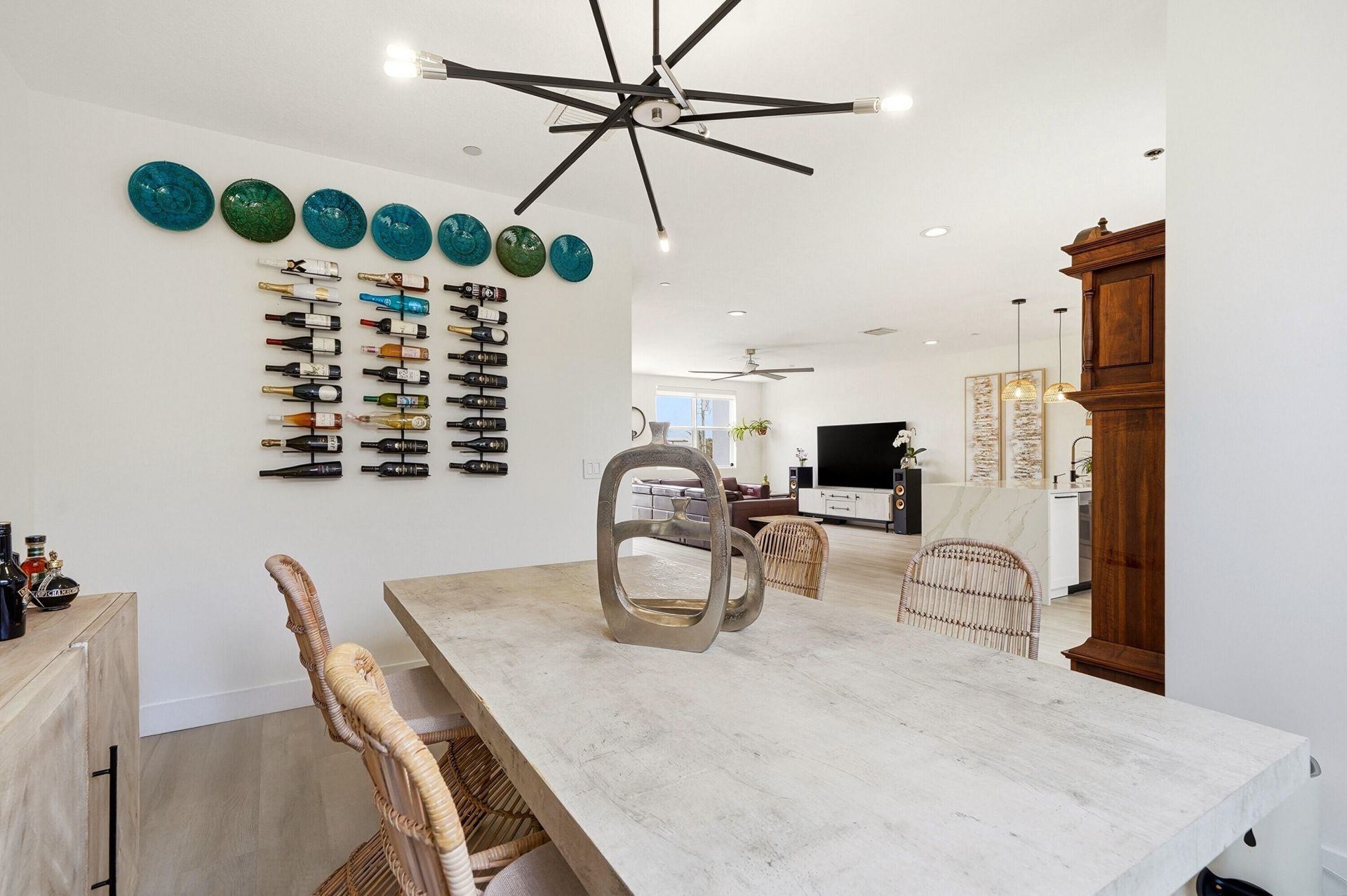 1210 NE 11th Avenue, Fort Lauderdale, FL 33304 Photo