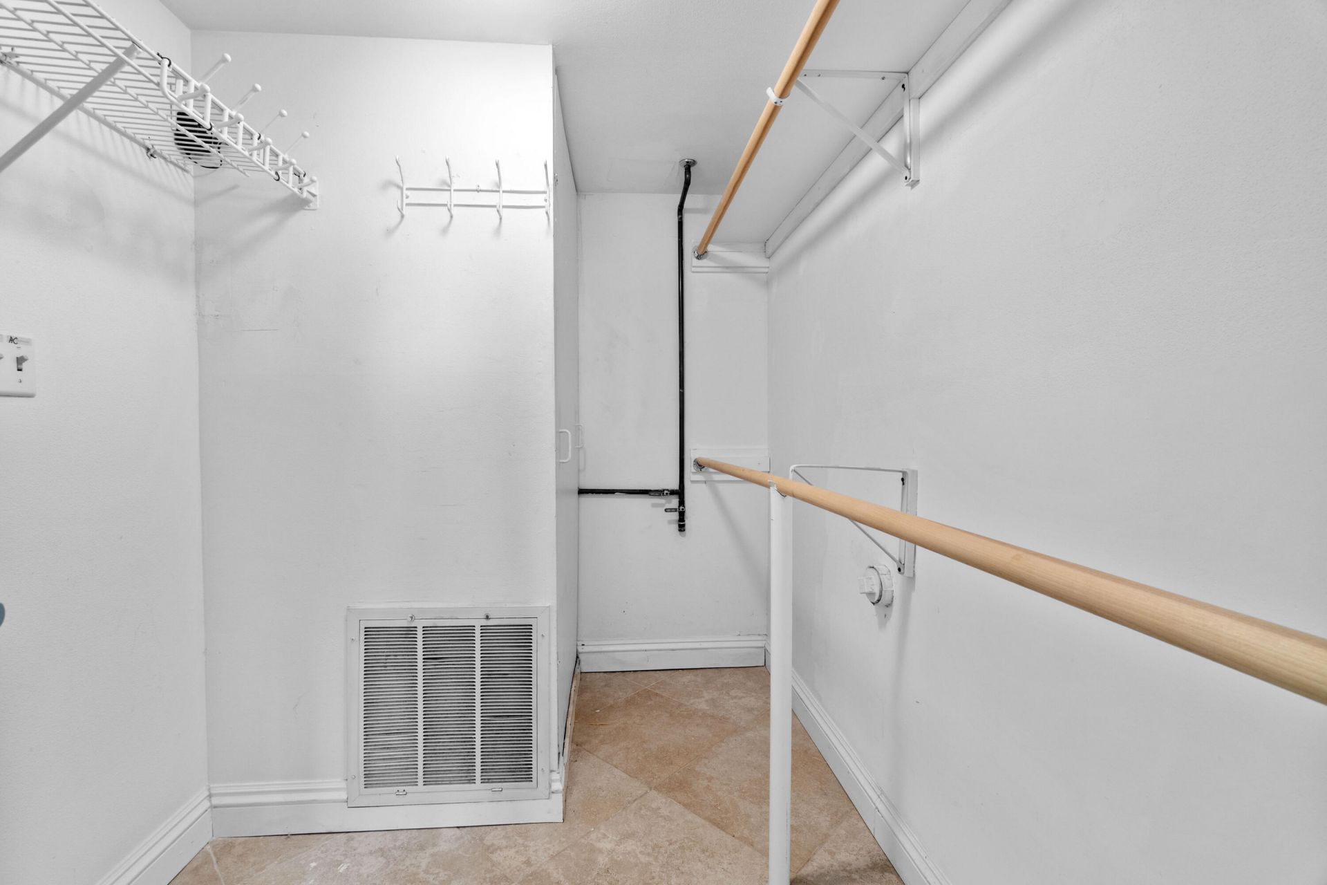 2731 NE 14th St, Unit 115, Pompano Beach, FL 33062 Photo