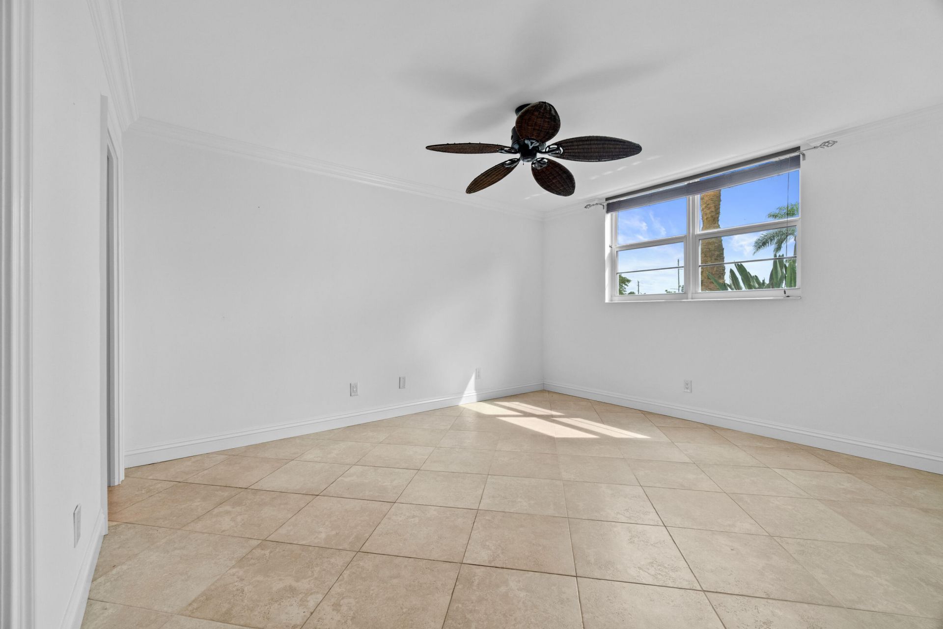 2731 NE 14th St, Unit 115, Pompano Beach, FL 33062 Photo