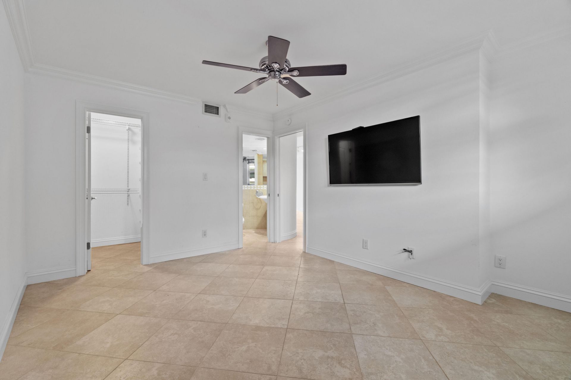 2731 NE 14th St, Unit 115, Pompano Beach, FL 33062 Photo