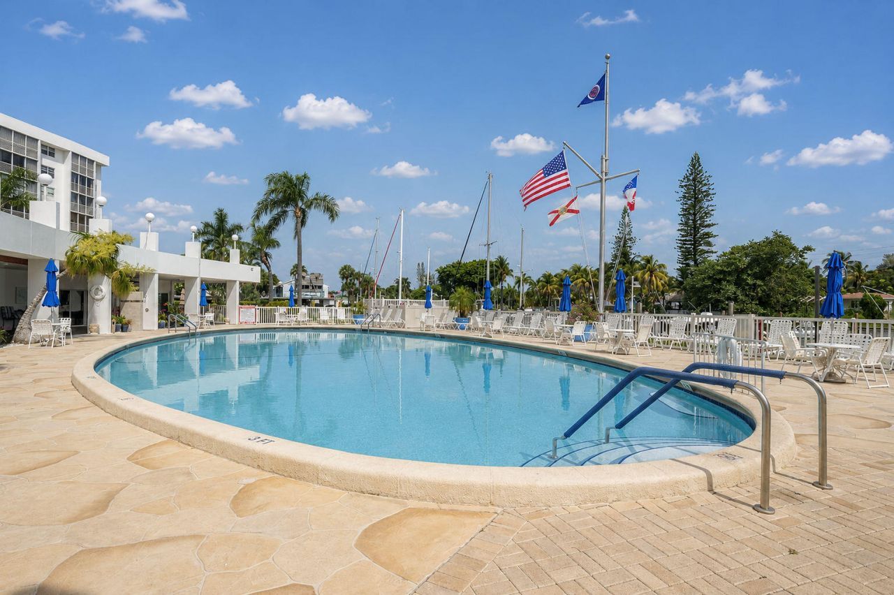 2731 NE 14th St, Unit 115, Pompano Beach, FL 33062 Photo