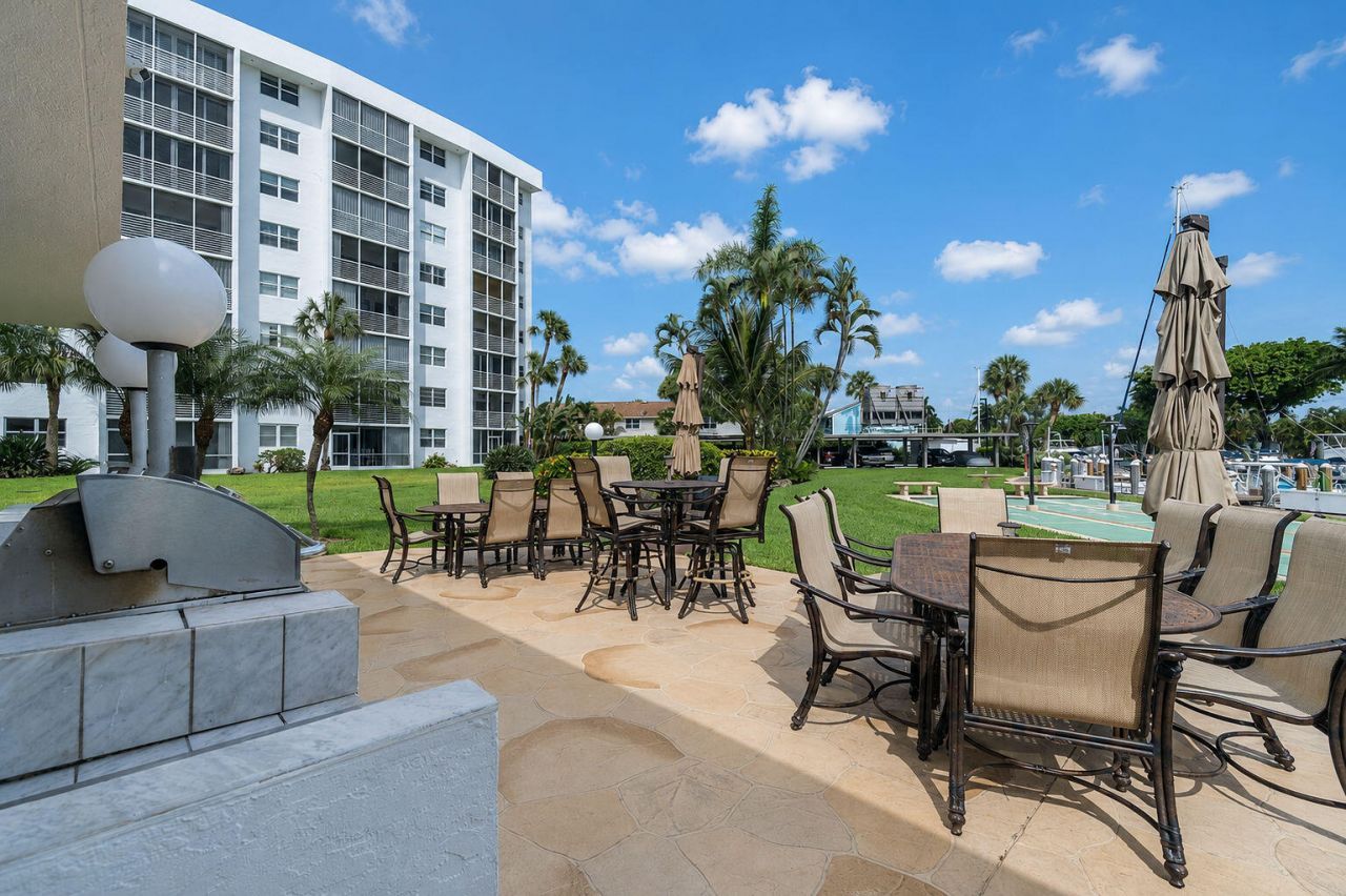 2731 NE 14th St, Unit 115, Pompano Beach, FL 33062 Photo