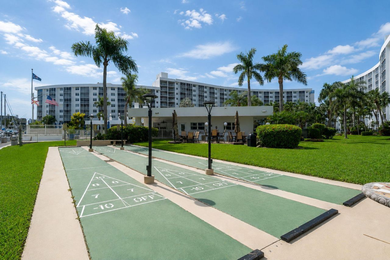 2731 NE 14th St, Unit 115, Pompano Beach, FL 33062 Photo