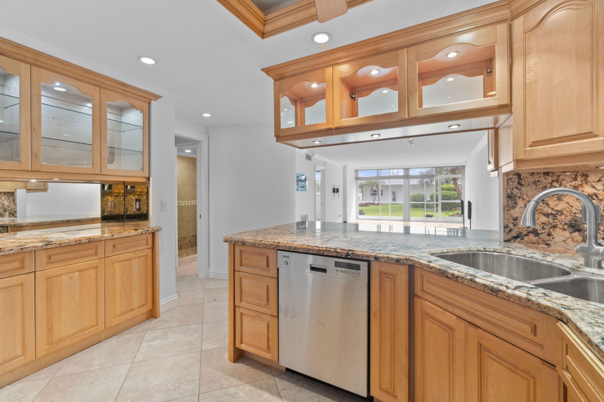 2731 NE 14th St, Unit 115, Pompano Beach, FL 33062 Photo